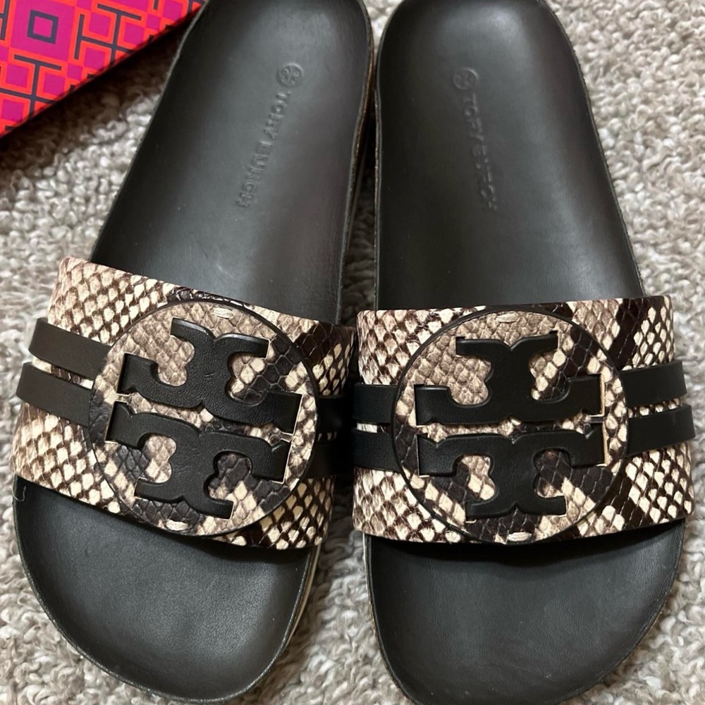 Tory Burch Snake-Print Logo Slide Sandals in Black & Taupe